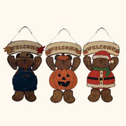 Christmas Bear Welcome Sign – Warm Holiday Greetings for Every Door