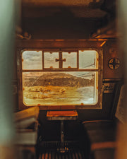🚂 1940s Railway Carriage Reading Corner Set