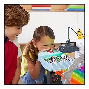 8FT Rainbow Racing Track Set with Lights, Sounds & 1:64 Die-Cast Cars